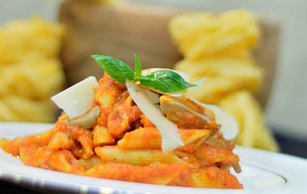 Penne in Tomato Mushroom Sauce picture