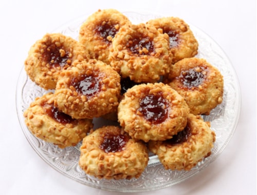 Peanut-butter-with-jam-biscuits